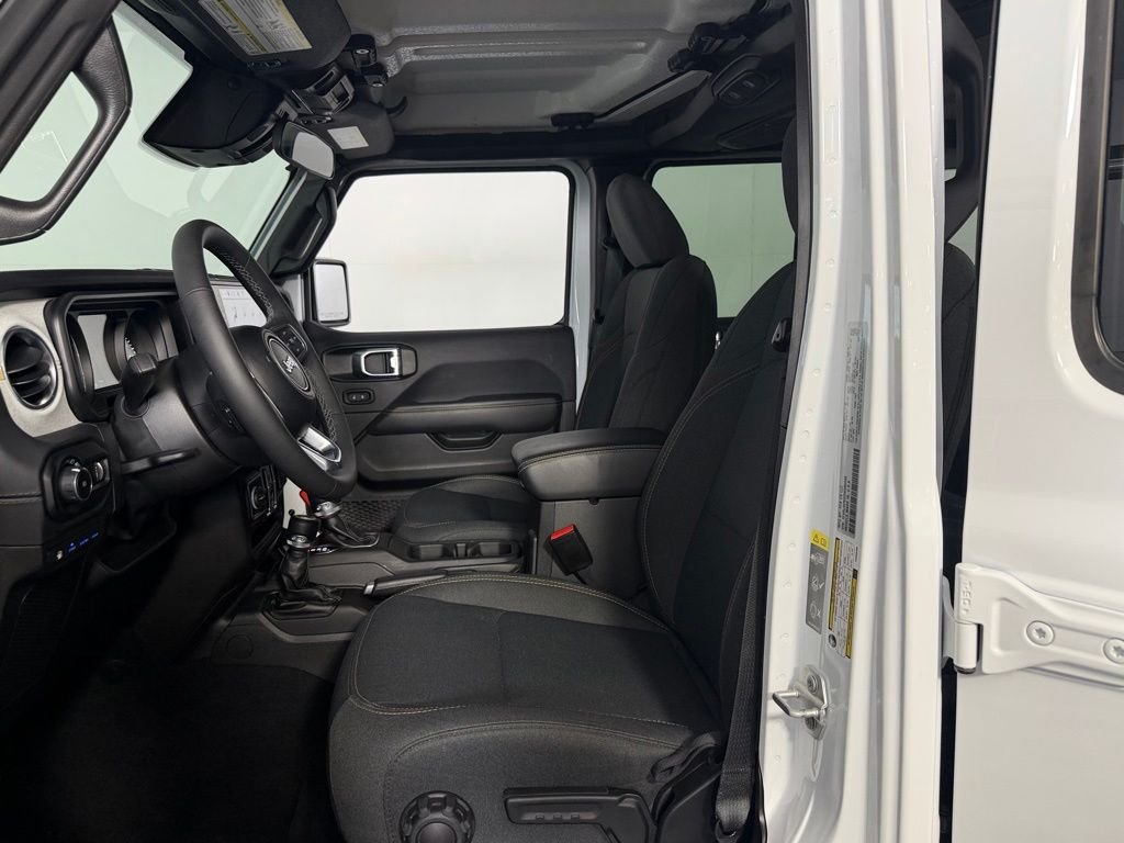 Certified Used 2025 White/off-white Jeep Sahara 4xe image 22