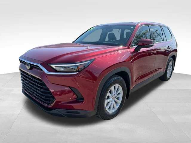 Used 2025 Red Toyota XLE image 3