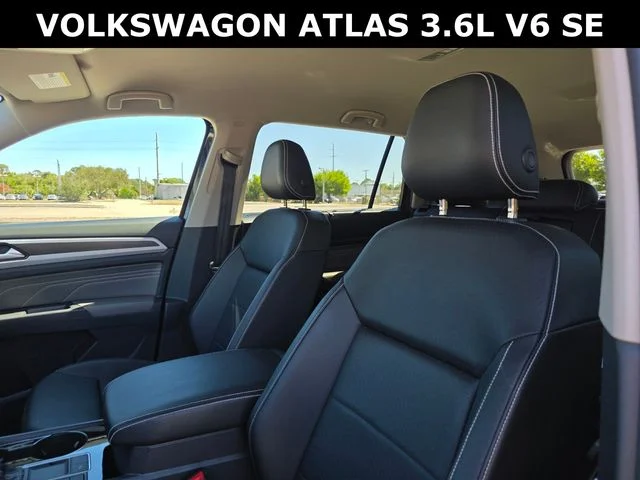 2023 Volkswagen Atlas SE w/Tech - Photo 23