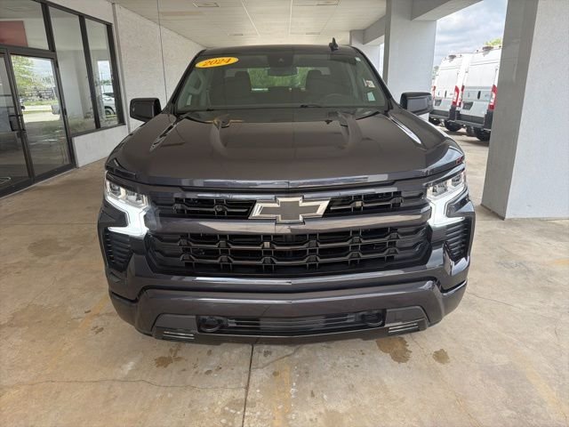 Used 2024 Gray Chevrolet RST image 7
