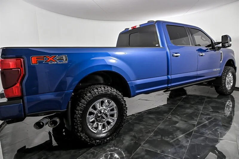 Used 2022 Atlas Blue Ford XL image 15
