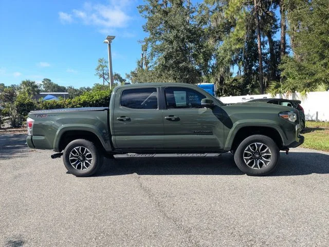 Certified Used 2022 Green Toyota SR5 image 2