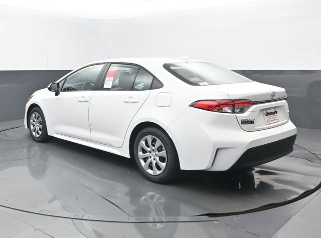 New 2026 Ice Cap Toyota LE image 3
