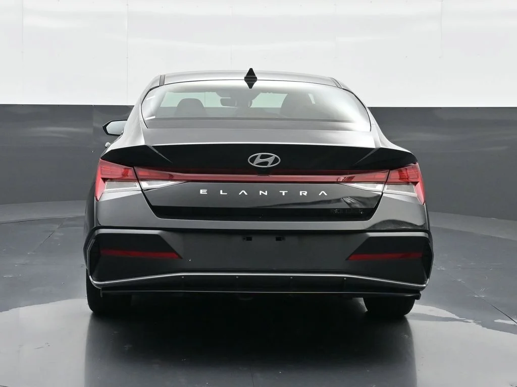 Certified Used 2024 Black Hyundai SEL image 16