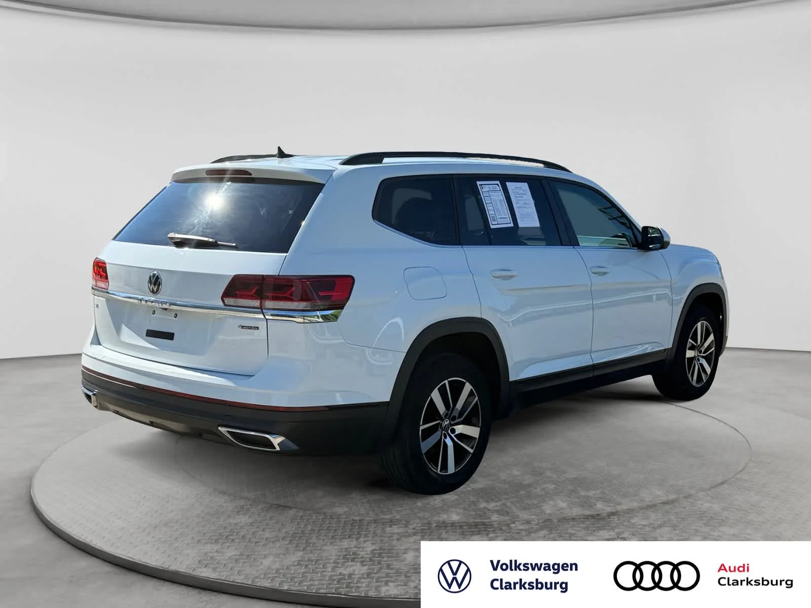 Used 2023 Pure White Volkswagen 2.0T SE image 5