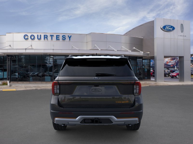 New 2026 Agate Black Metallic Ford Tremor® image 5