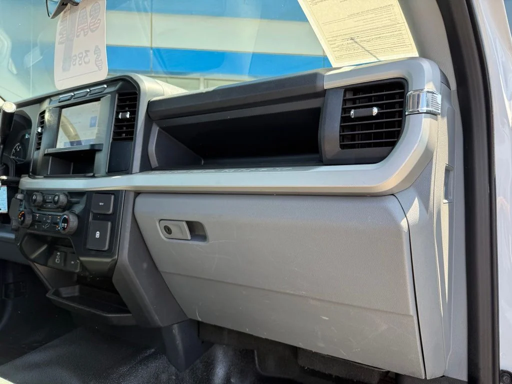 Used 2023 White Ford XL image 15