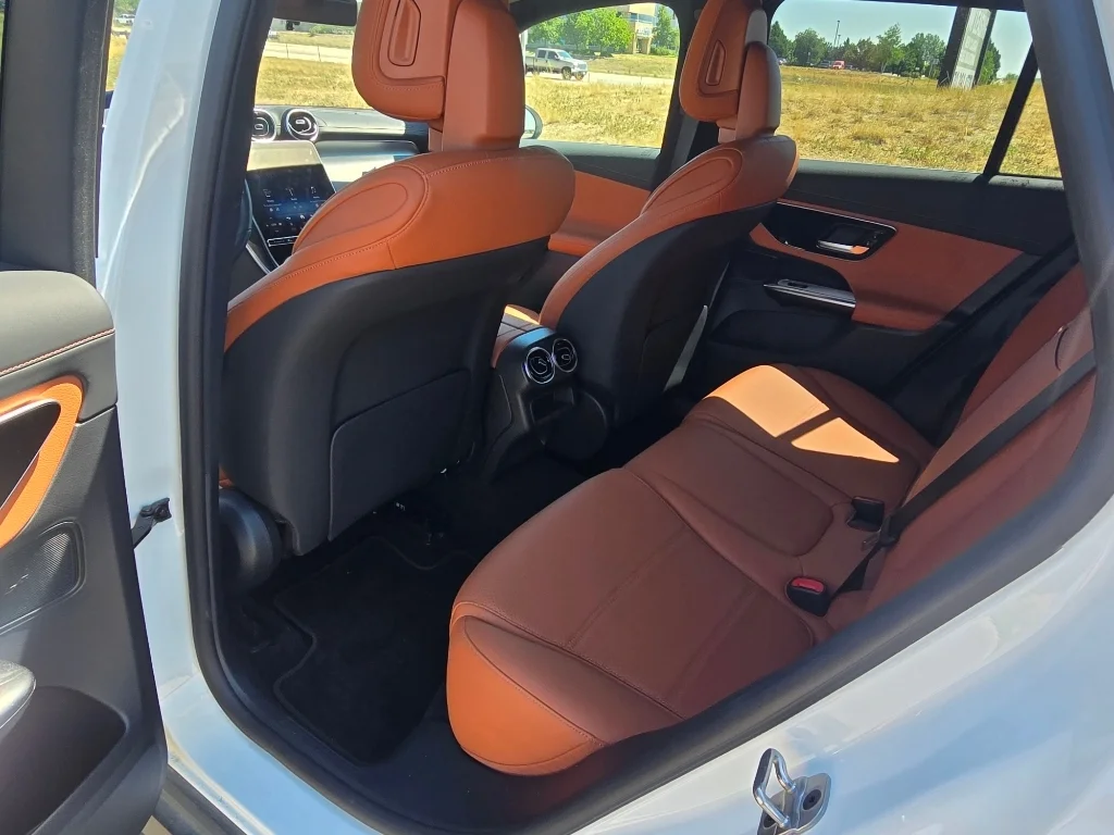 Used 2024 Polar White Mercedes-Benz 300 image 15