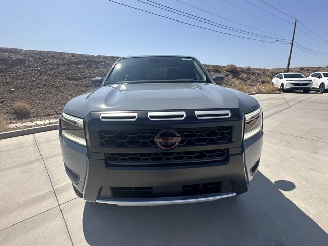 2025 Nissan Frontier PRO-4X photo 2