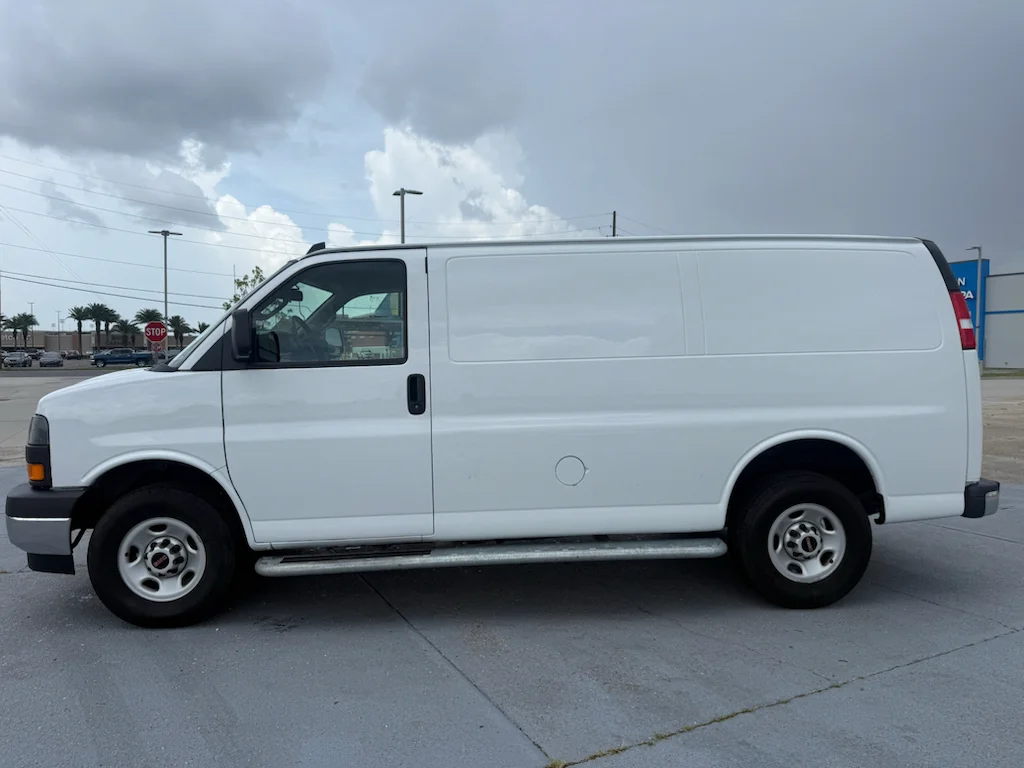 1GTW7AFP4R1236352