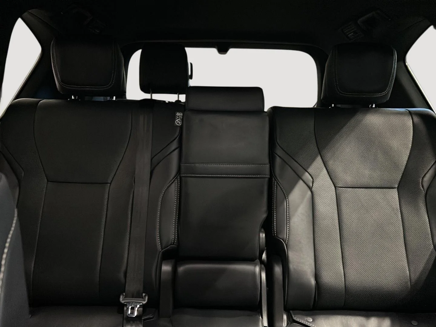 New 2026 Nori Green Pearl Lexus LX 700h F SPORT Handling image 18