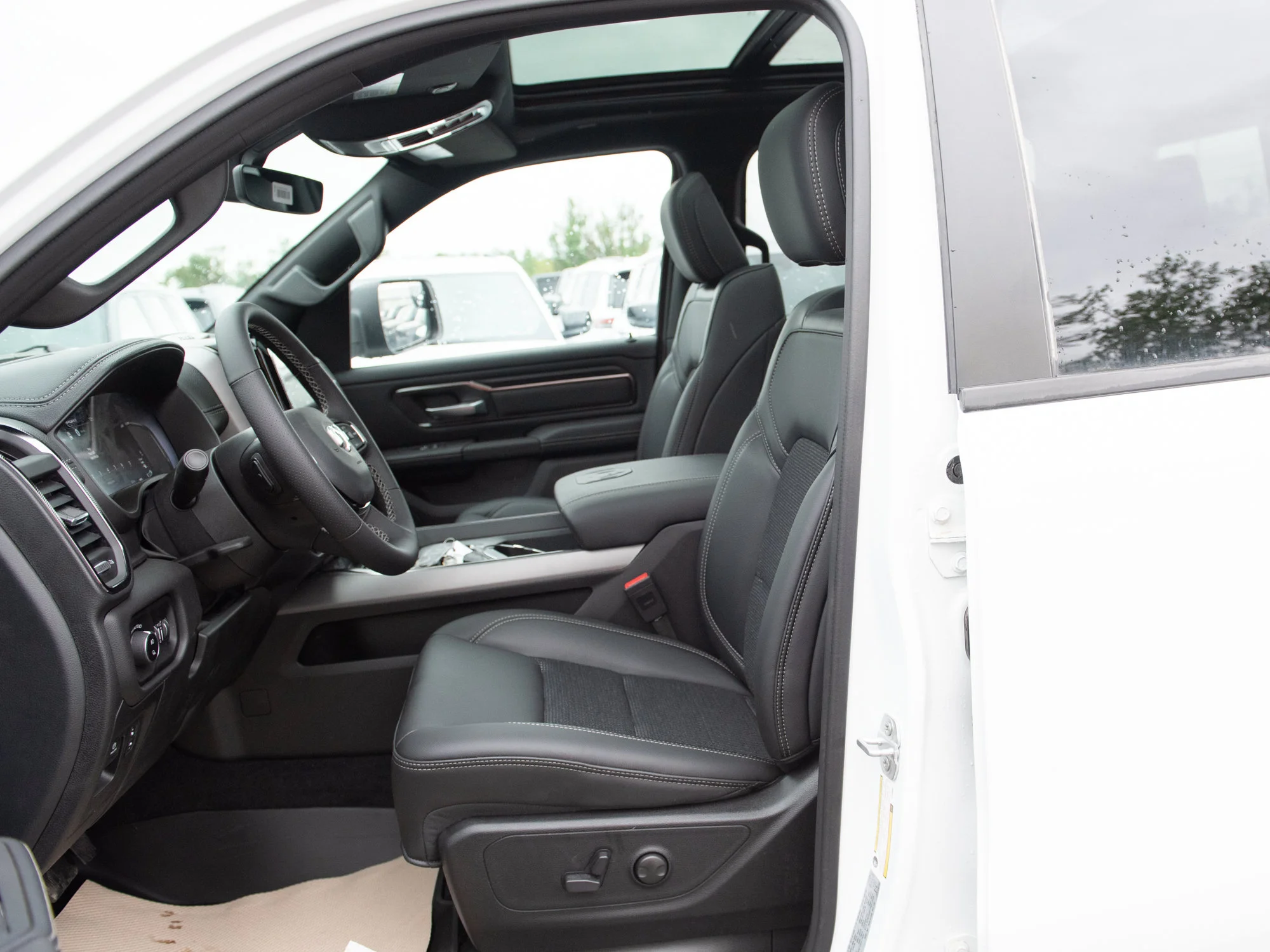 New 2026 White RAM Sport* image 19