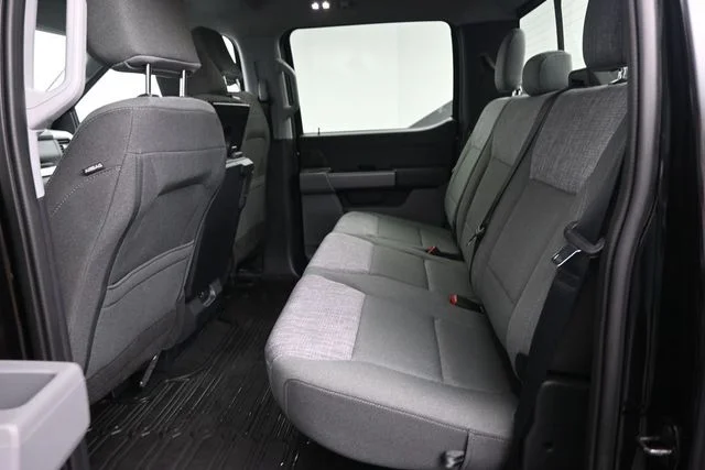 Used 2023 Black Ford XLT image 21