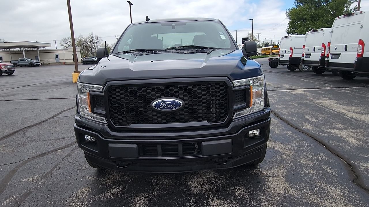Used 2020 Black Ford XLT image 3