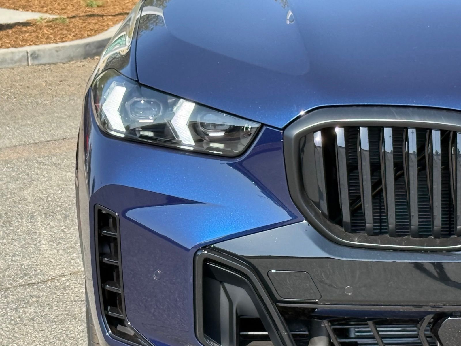 New 2026 Tanzanite Blue II Metallic BMW sDrive40i image 13