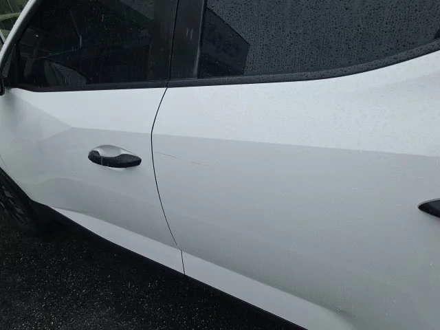 Used 2025 White Hyundai SEL image 11