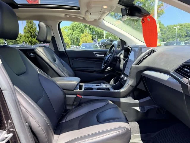 Used 2022 Black Ford Titanium image 10
