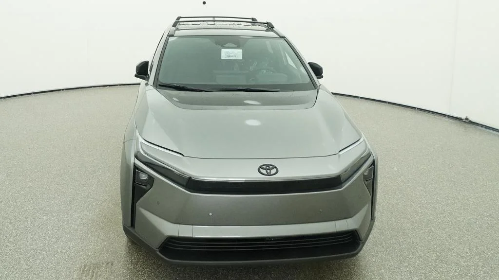 New 2026 Heavy Metal Toyota XLE image 21