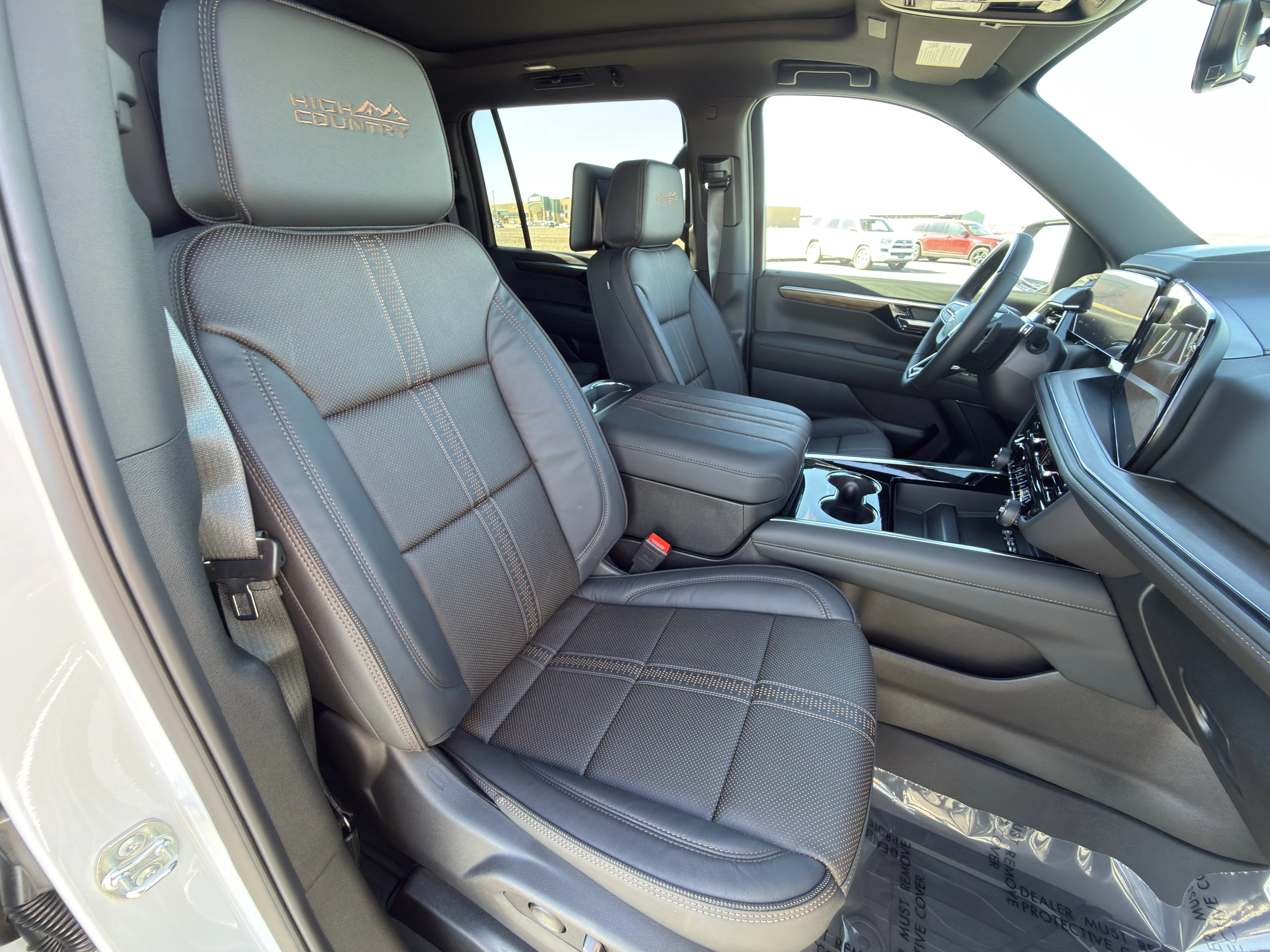 2026 Chevrolet Suburban High Country - Photo 14