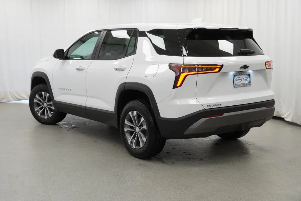 New 2026 Summit White Chevrolet LT image 4