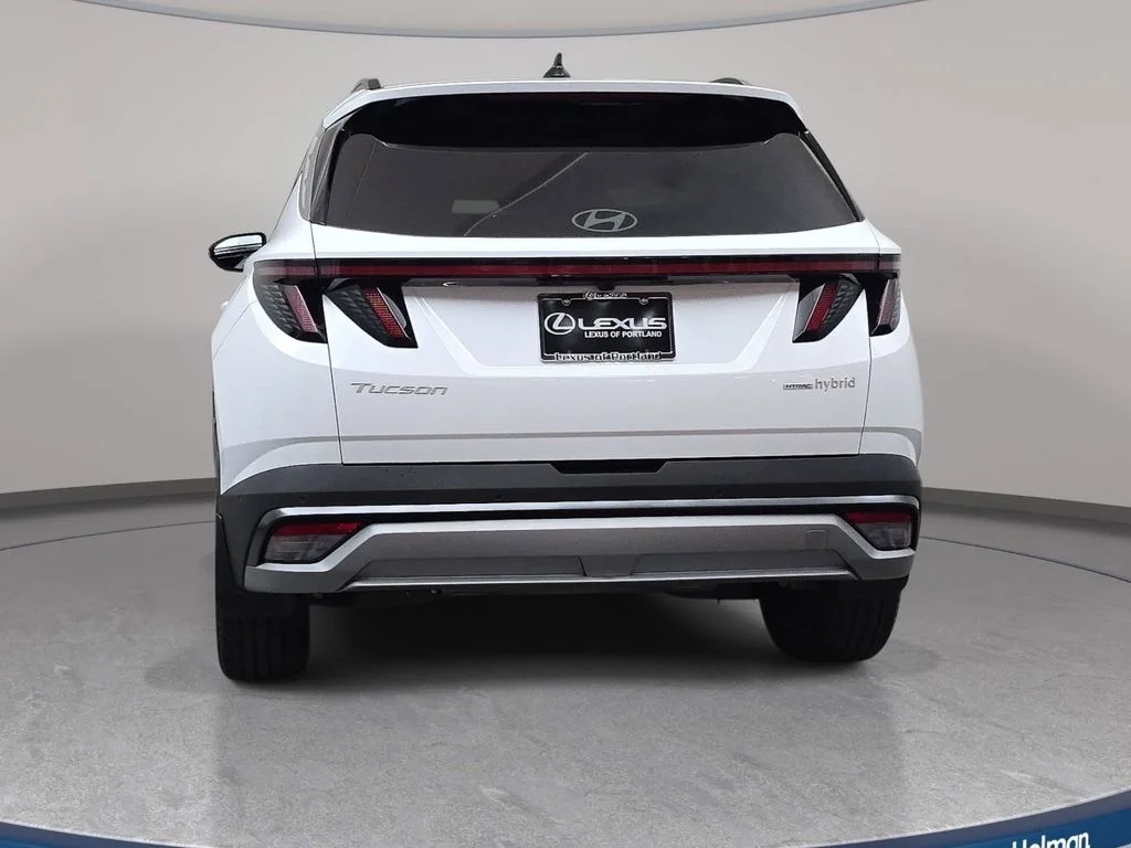 Used 2025 White Hyundai Limited image 7