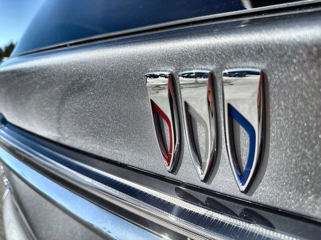 New 2026 Moonstone Gray Metallic Buick Avenir image 26