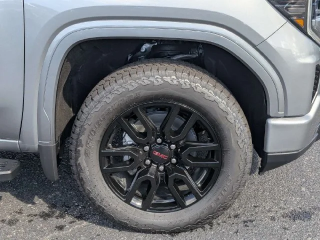 New 2026 Sterling Metallic GMC Elevation image 11
