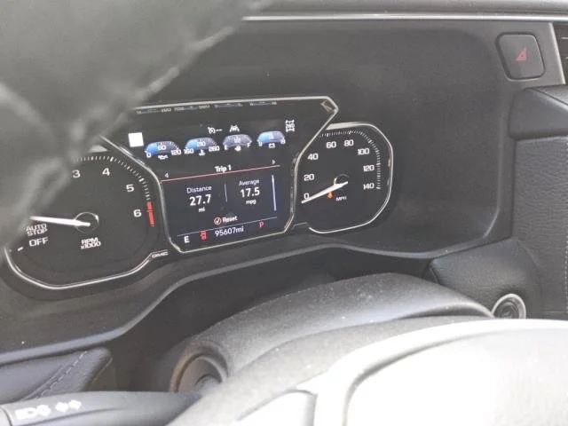 Used 2021 ONYX BLACK GMC Denali image 19