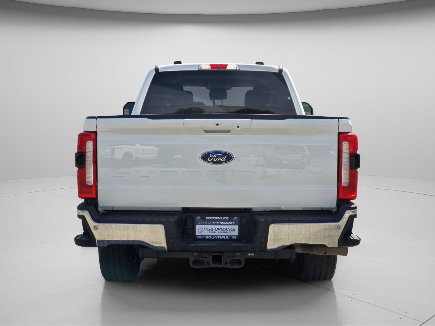 Used 2025 Oxford White Ford Lariat image 23