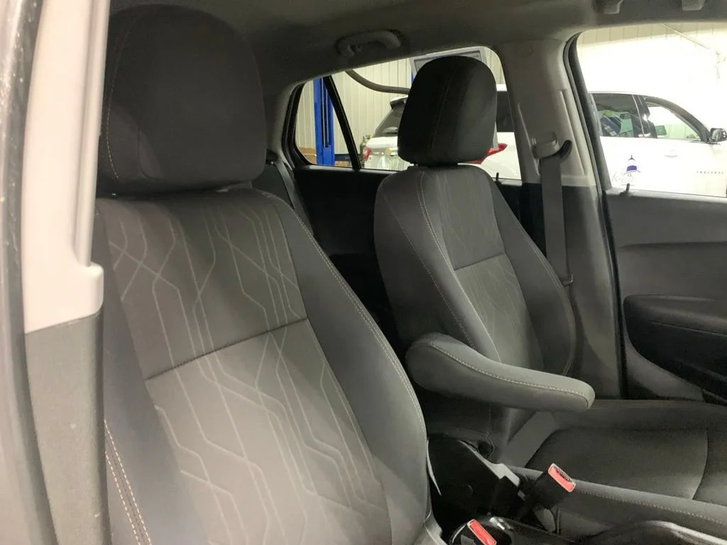 Used 2019 PACIFIC BLUE METALLIC Chevrolet LT image 15