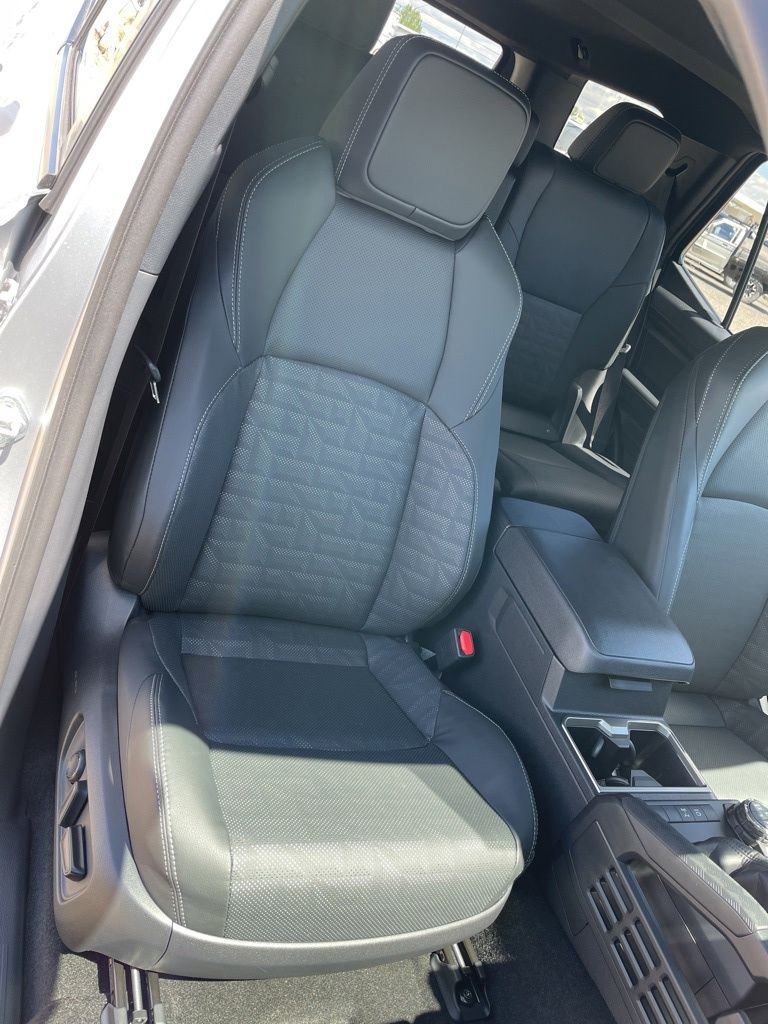 2026 Toyota 4Runner TRD Off-Road Premium - Photo 34
