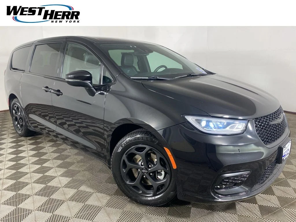 2023 Chrysler Pacifica Hybrid