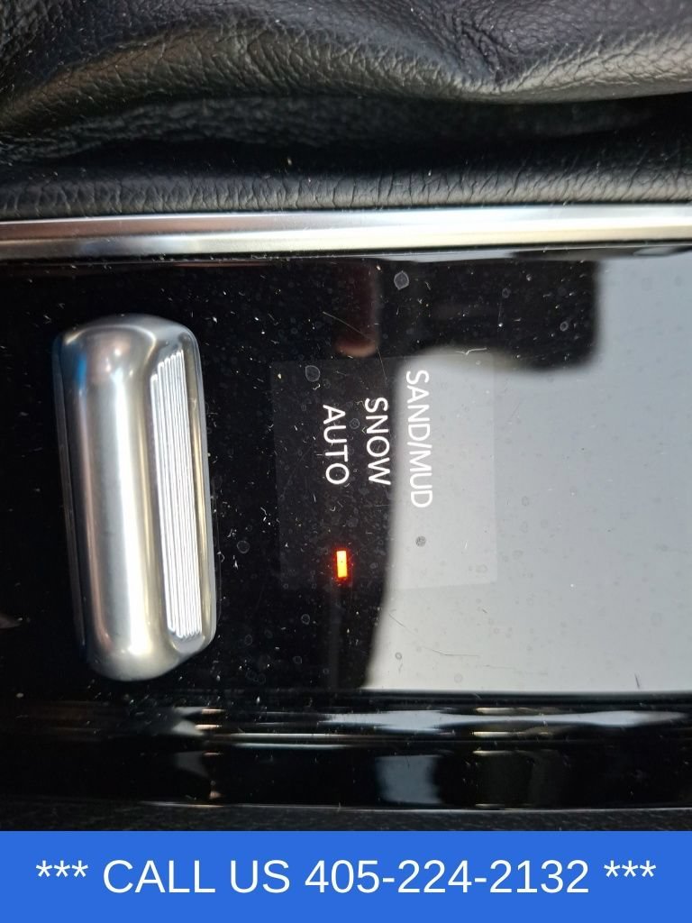 Used 2025 White Jeep Limited image 20