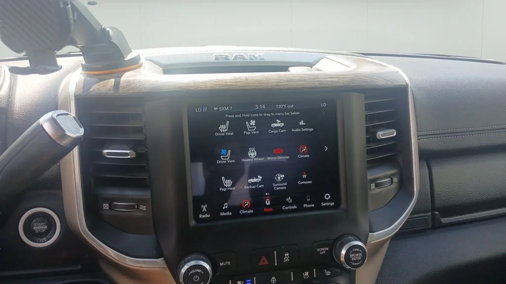 Used 2020 Pearl White Ram Laramie image 12