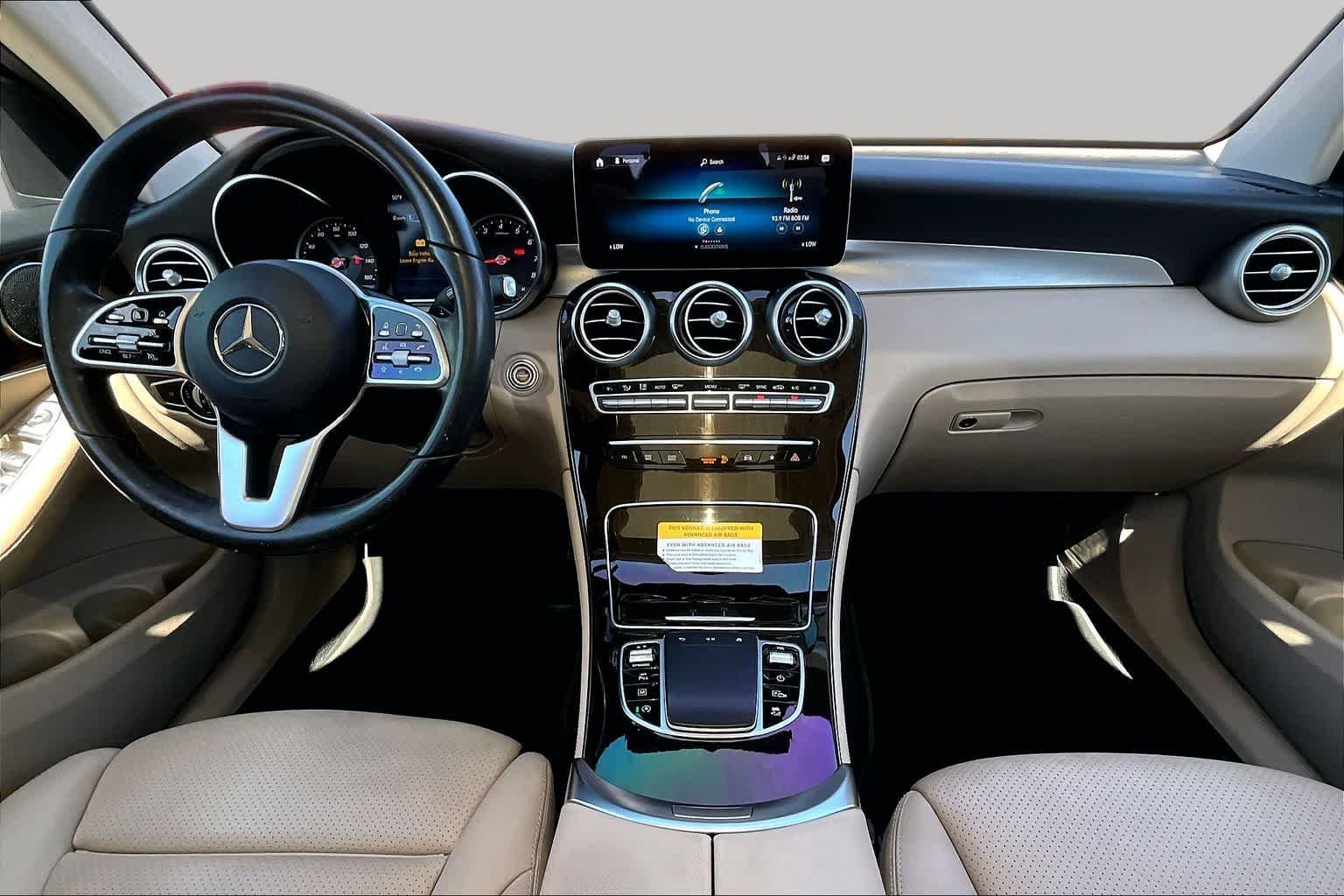 Used 2021 Polar White Mercedes-Benz GLC 300 image 29