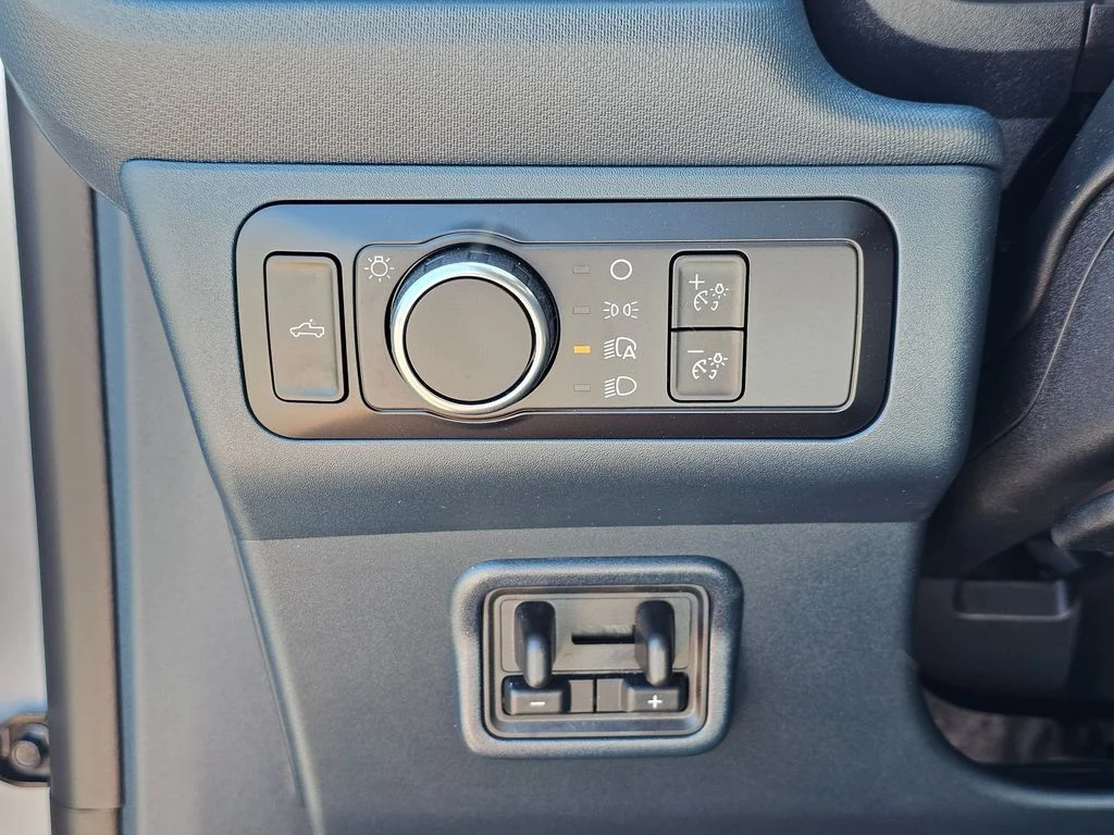 New 2025 White Ford XLT image 24