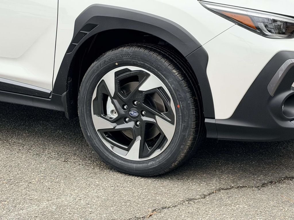 New 2026 CRYSTAL WHITE PEARL Subaru Limited image 7
