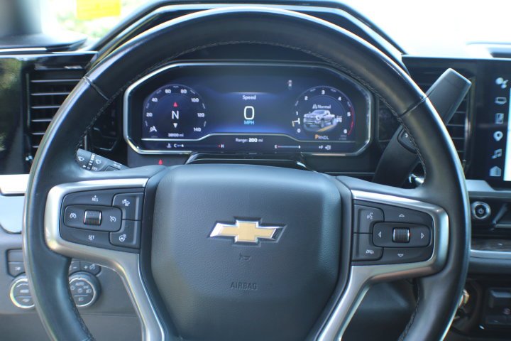 2025 Chevrolet Silverado 2500HD LT - Photo 9