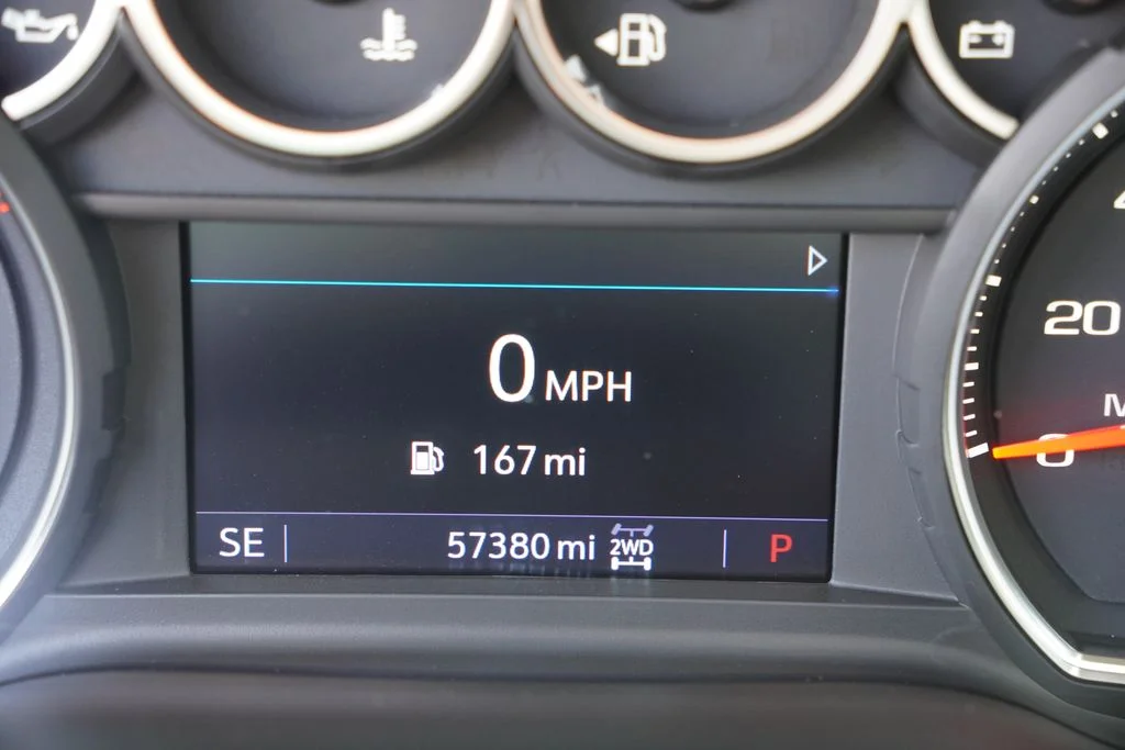 Used 2022 Silver Ice Metallic Chevrolet LTZ image 35