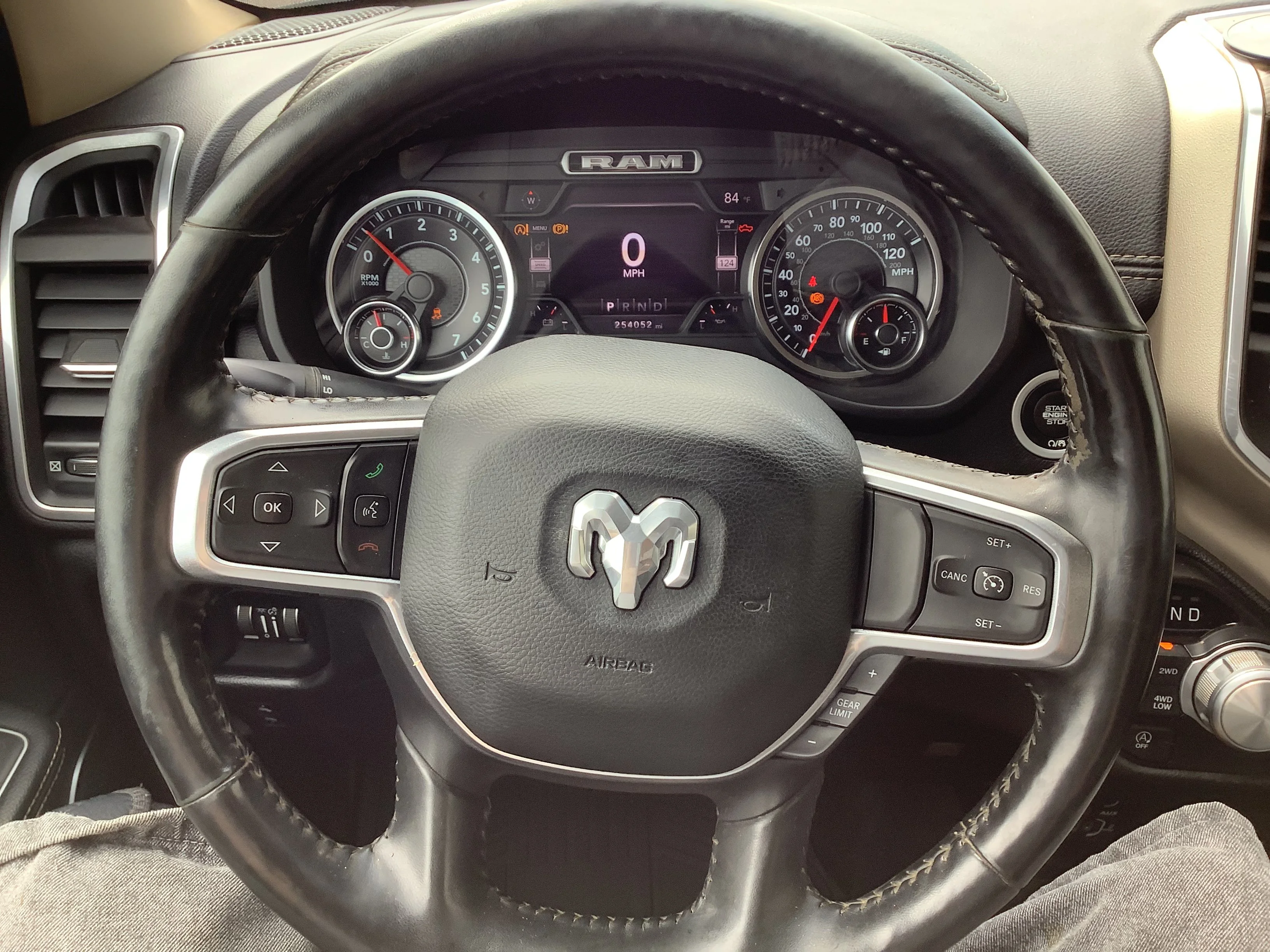 Used 2020 Black Ram Laramie image 11