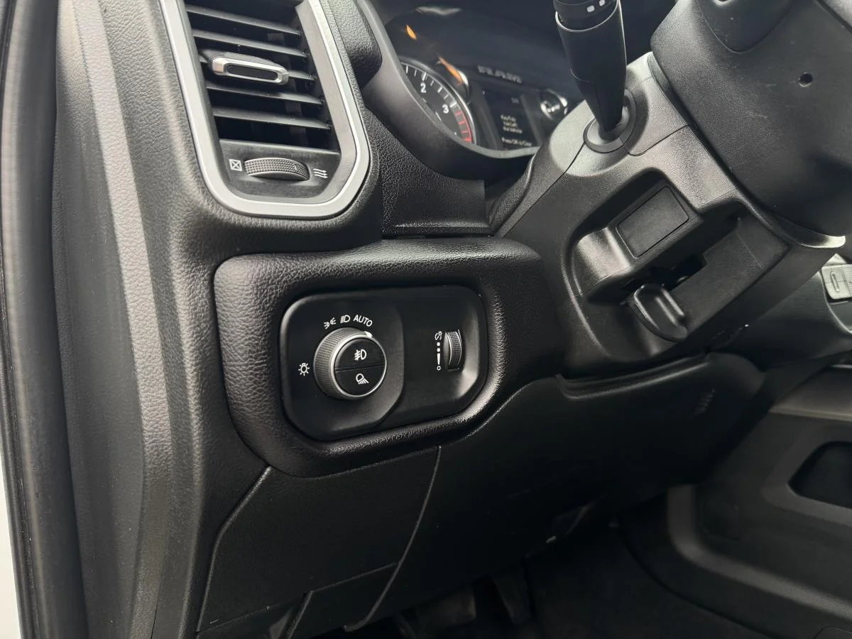 Used 2023 White RAM Big Horn image 15