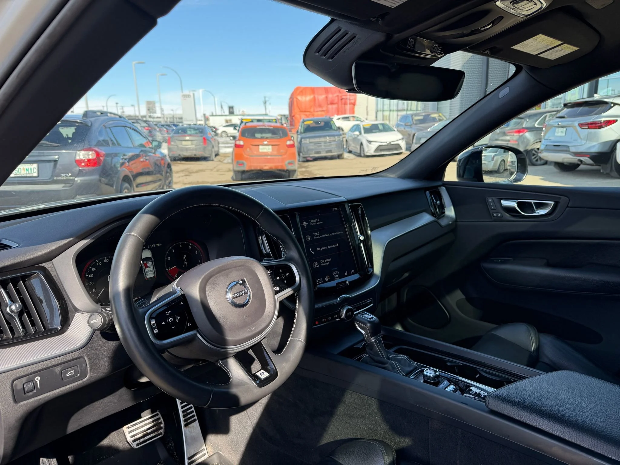 Certified Used 2020 Silver Volvo T6 R-Design AWD*Adaptive Cruise | Nav | Pano Roof | Htd Leather | Lane Keep Assist | Park Assist image 7