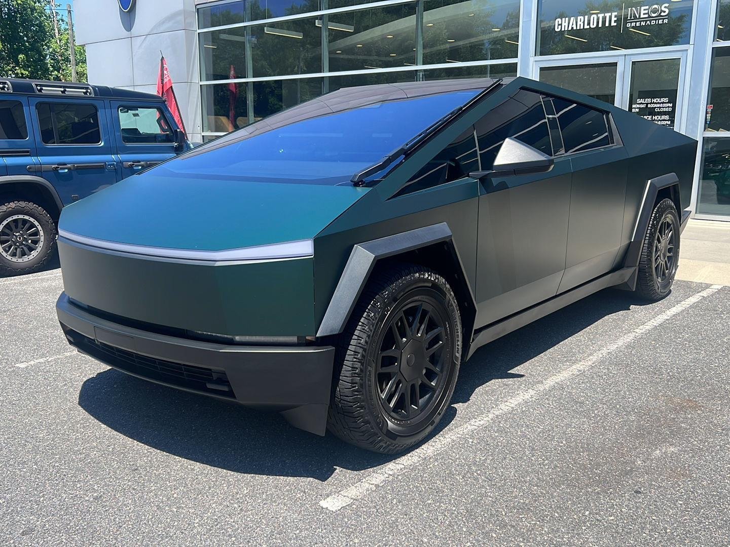 2025 Tesla Cybertruck All-Wheel Drive's photo