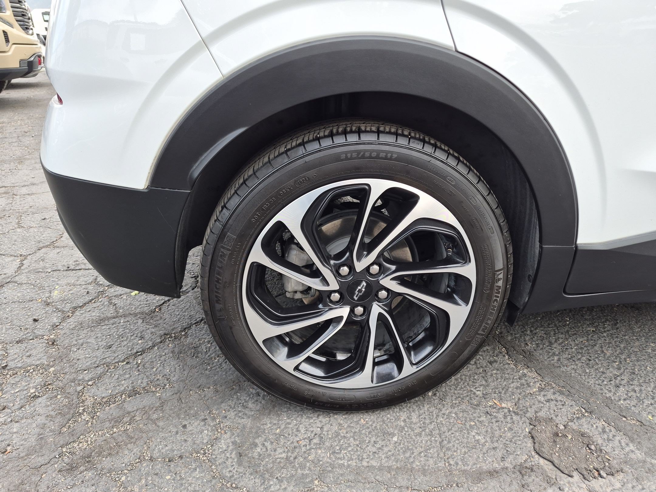 2023 Chevrolet Bolt EUV Premier - Photo 12