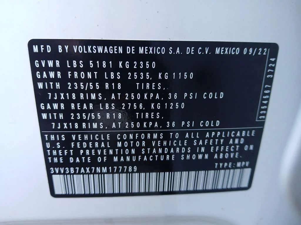 Used 2022 White Volkswagen 2.0T SE image 29