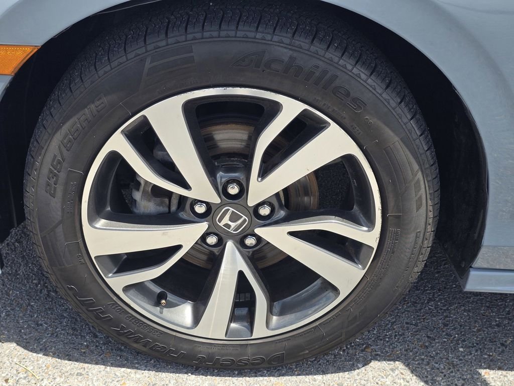 2023 Honda Odyssey Touring - Photo 9