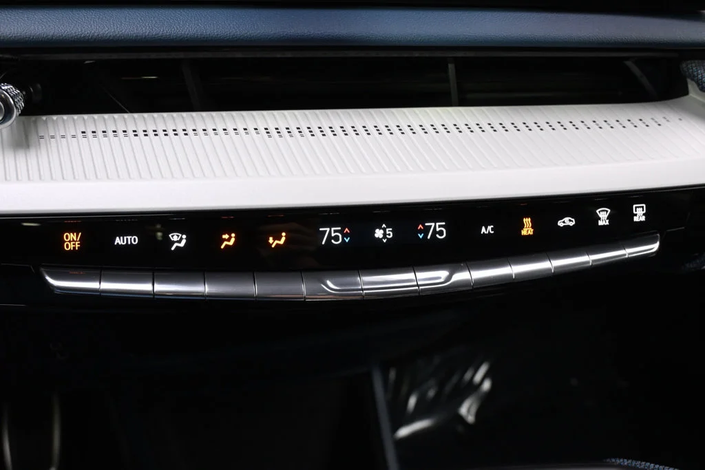 2026 Cadillac OPTIQ Premium Luxury - Photo 31