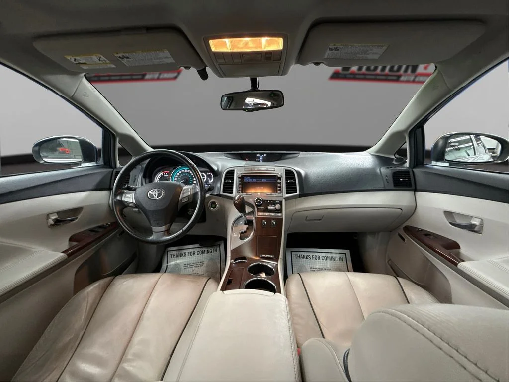 Used 2012 Silver Toyota Limited image 27