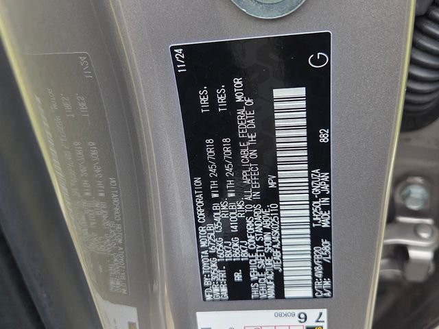 Used 2025  Toyota 1958 image 6