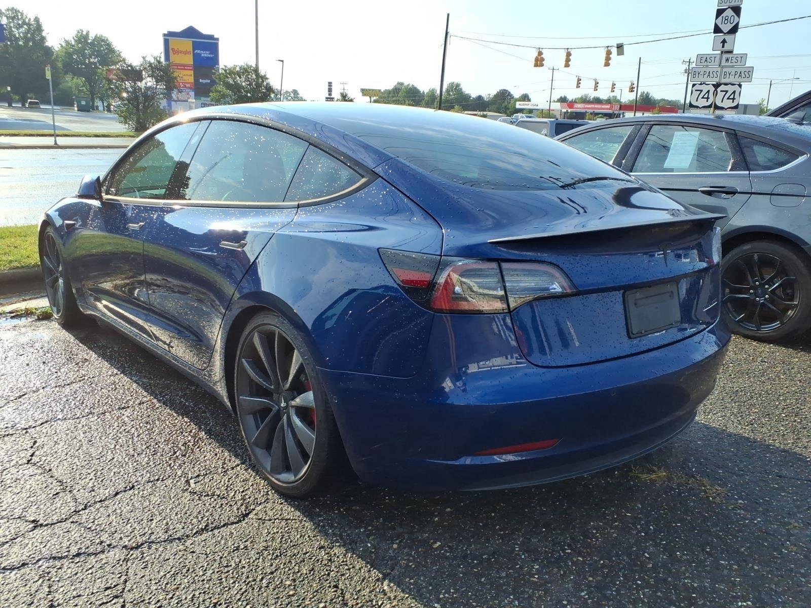 Used 2019 Deep Blue Metallic Tesla Long Range image 3